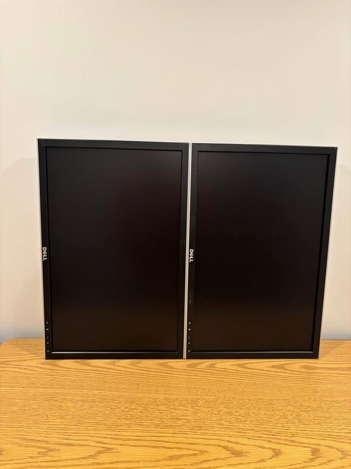 DELL 2208WPFc 22" LCD Matching Dual Monitors w/ Heavy Duty Stand DVI VGA